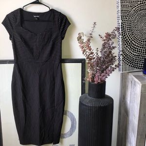 EXPRESS DRESS